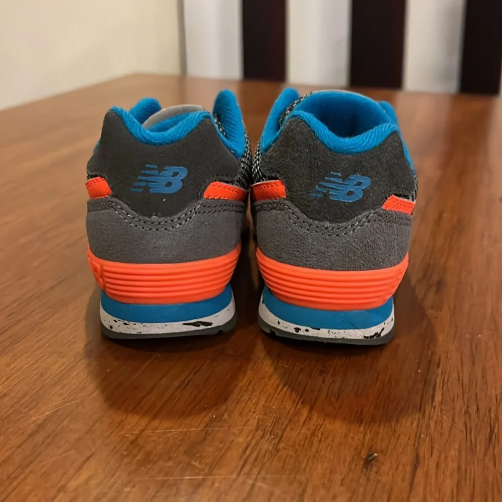 New Balance KL5749OI 574 Shoes Sneakers new Boys Girls Toddlers Size 5